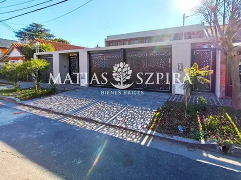 Casa en Venta en Ituzaingó, USD 270.000
