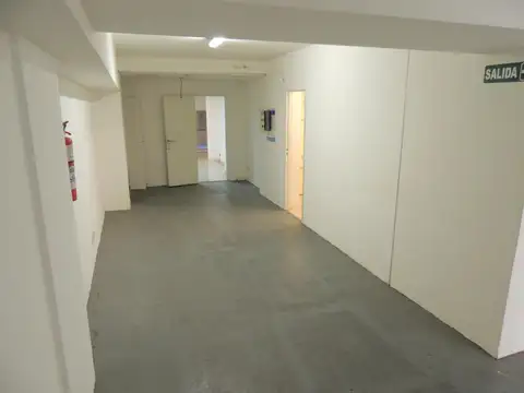 OFICINA EN ALQUILER PLANTA LIBRE 154M2 EN PISO 1 COMPLETO, RECOLETA. E-FURIO.