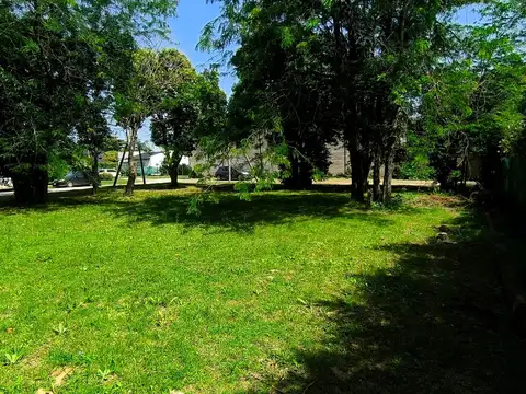 Terreno en Venta 25  mts Fondo