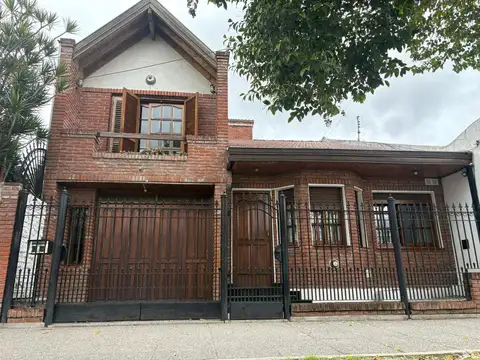 HERMOSA CASA CHALET A LA VENTA