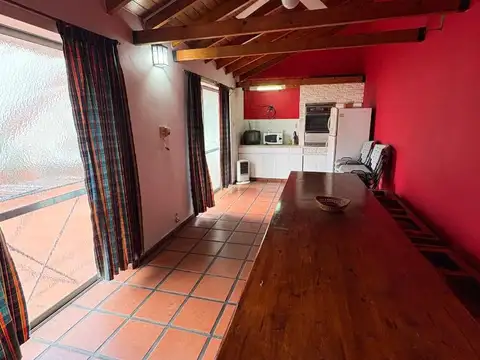 Casa en Venta en Lomas De Zamora, USD 200.000