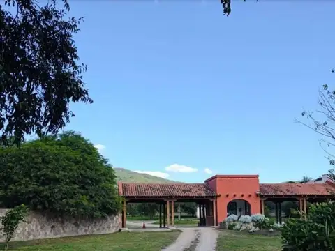 Acceso Norte. Las Cañadas. Lote 100