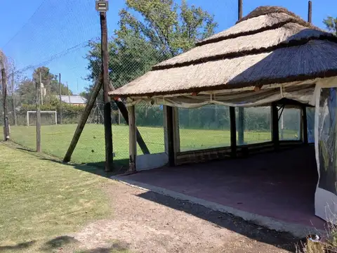 VENTA LOTE CON QUINCHO GRAL RODRIGUEZ