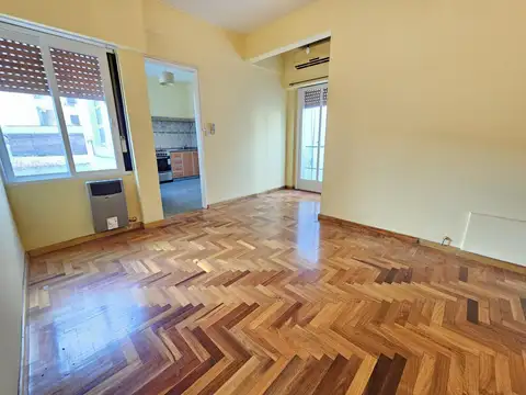 Departamento de 2 ambientes - Alquiler - Coghlan