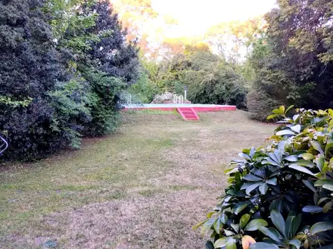 CASA QUINTA EN VENTA - B° PELUFFO - CAÑUELAS