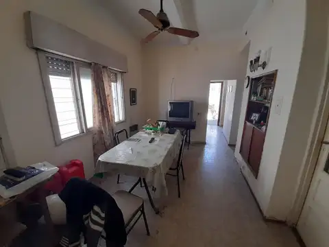 Depto Tipo Casa en Venta de 4 dormitorios
