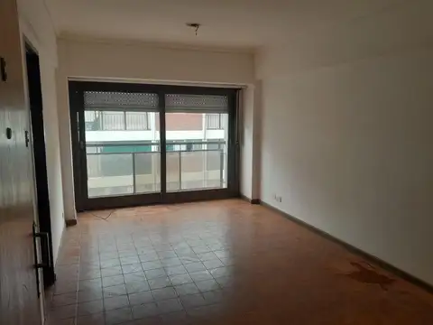 DEPTO 1 AMB C/BALCON AL FRENTE