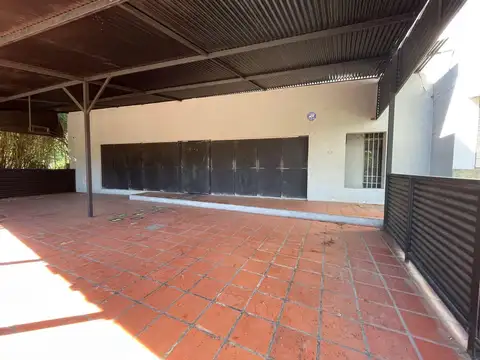 Local en Alquiler en Córdoba, $ 2.000.000