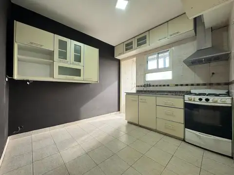 Venta departamento 4 ambientes Hurllingham