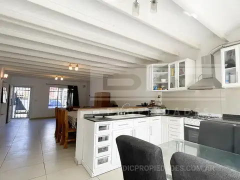 Depto Tipo Casa en Venta 30 años