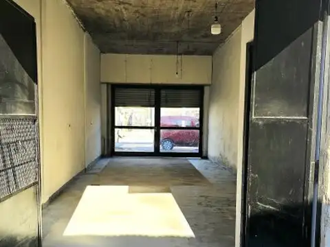 Local en Alquiler en Villa Scasso  - Km.28, $ 1.300.000