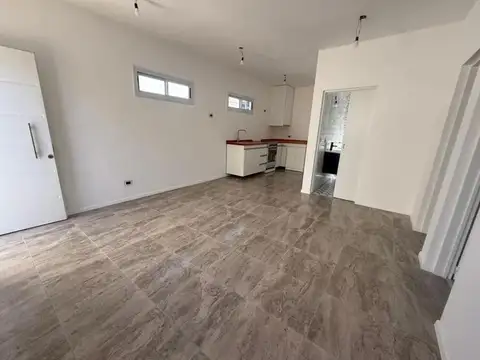 Depto Tipo Casa 3 ambientes con 1 baño