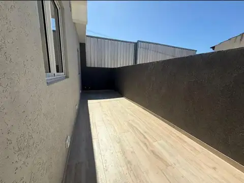 Depto Tipo Casa en Venta de 2 dormitorios