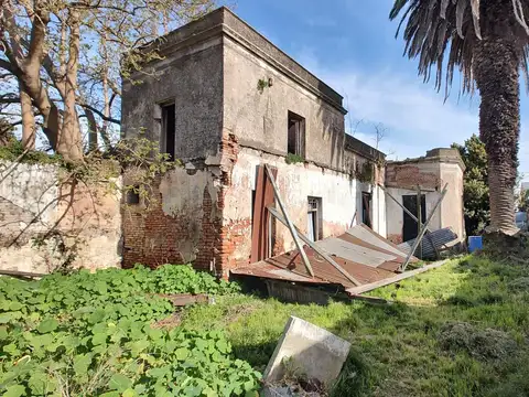 IMPRESIONANTE TERRENO DE 12 X 40 MTS! TODOS LOS SERVICIOS