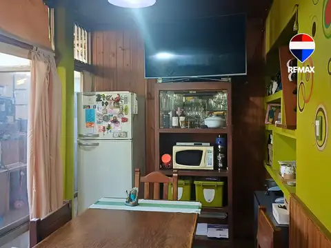 CASA 3 DORMITORIOS Y COCHERA ZUVIRIA AL 1000