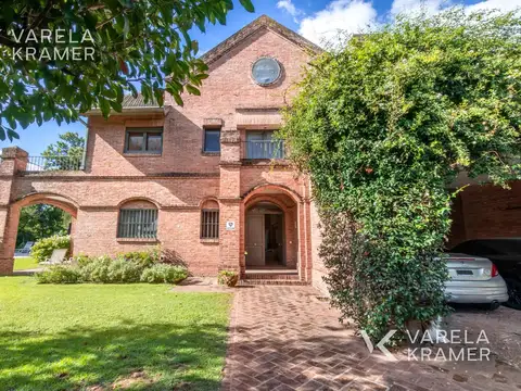 Casa en Venta en Lomas de San Isidro