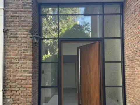 Casa 6 ambientes con 3 baños