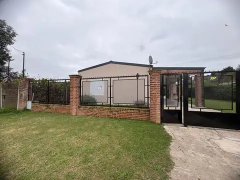 CASA EN VENTA ZARATE