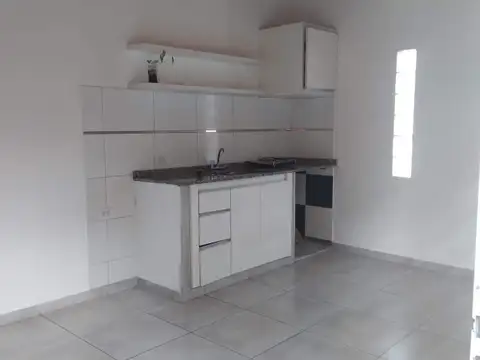 Departamento en Alquiler en Quilmes, $ 600.000