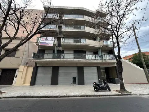 VENTA - LOCAL COMERCIAL - BARRIO LOURDES