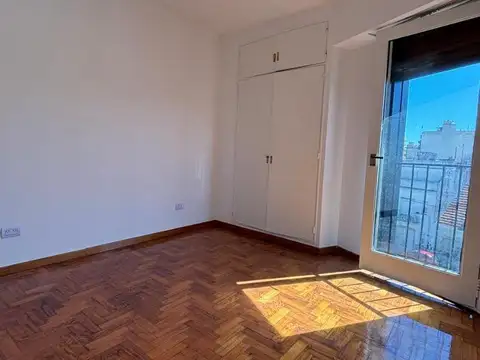 Departamento en Venta en Villa del Parque, USD 70.000
