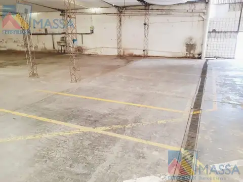 Galpon en Alquiler 55  mts Fondo