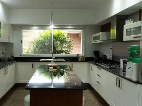 casa en venta en Valle Escondido
