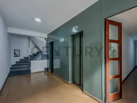 48 e 7 y 8 600, Piso 7