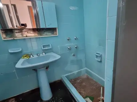 Depto Tipo Casa en Alquiler con 1 cocheras