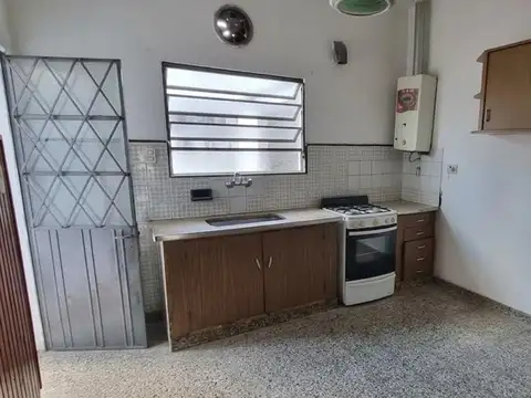 Depto Tipo Casa en Alquiler de 2 dormitorios