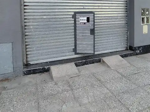 LOCAL A ESTRENAR COMERCIAL / ZONA TEXTIL CELINA