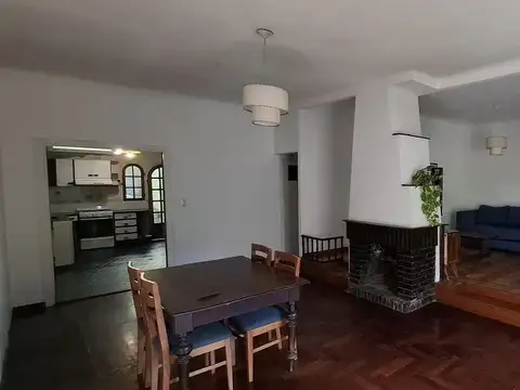 Casa 5 ambientes con 5 baños
