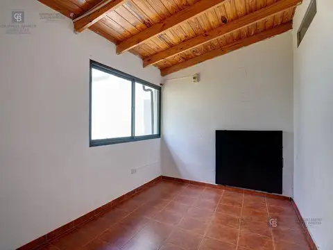 Depto Tipo Casa en Venta en Parque Chas, USD 240.000