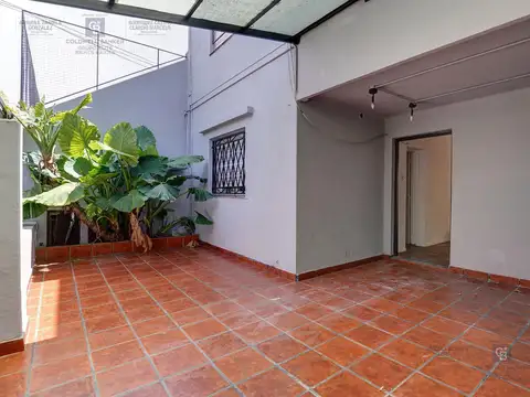 Depto Tipo Casa en Venta con 1 cocheras