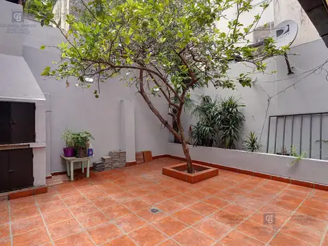Depto Tipo Casa en Venta de 5 ambientes
