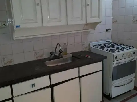 Departamento 3 ambientes con 1 baño