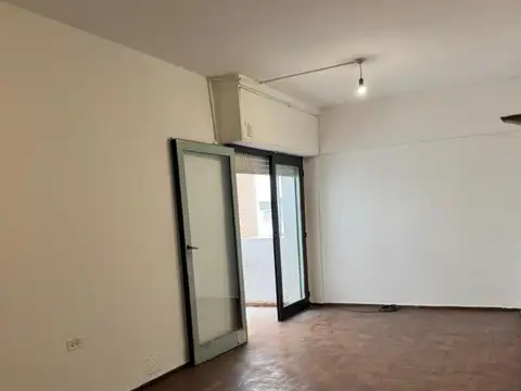 Independencia 500, Piso 6