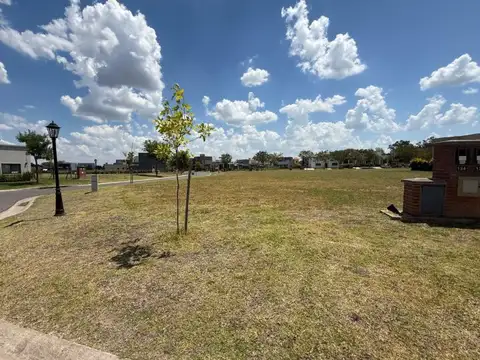 Terreno en Venta 6  mts Frente