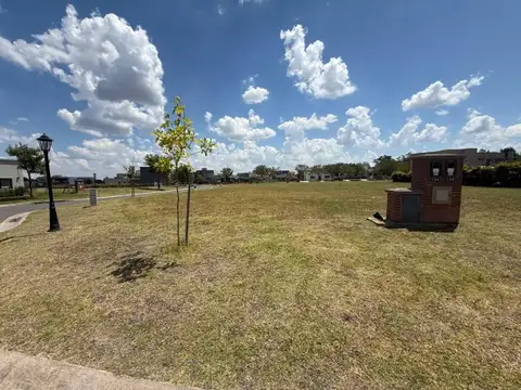 Terreno en Venta 34  mts Fondo