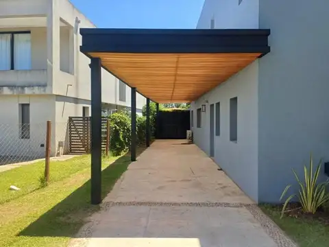 Casa en Alquiler en La Comarca, USD 4.000