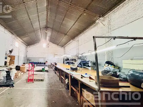 Galpon en Venta 21  mts Fondo