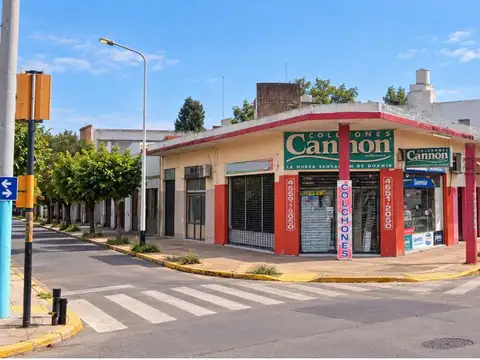 *VENTA IMPORTANTE INMUEBLE COMERCIAL *COMPUESTO POR 5 LOCALES  *SUP. TOTAL 180 MTS2