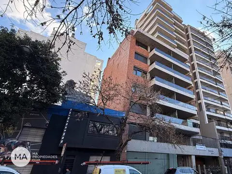 Departamento Piso Exclusivo con terraza y piscina - Alvear 1200 - Lourdes Rosario | Venta