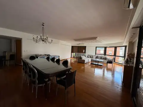 Venta Departamento 4 Ambientes en Once con Cochera
