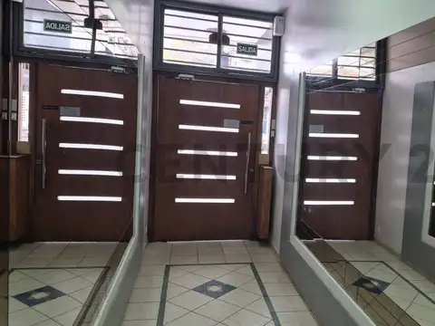 Garibaldi 100, Piso 3