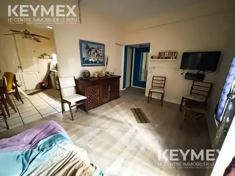 Depto Tipo Casa 6 ambientes con 2 baños