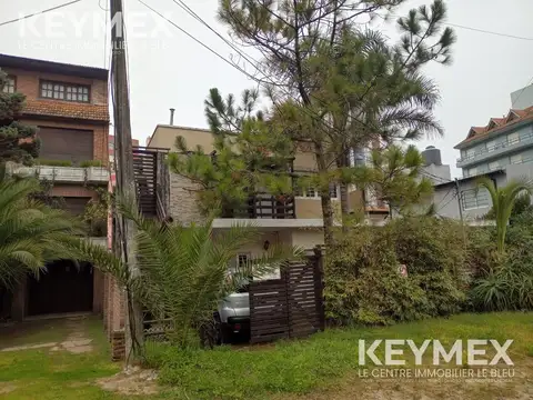 Depto Tipo Casa en Venta de 6 ambientes