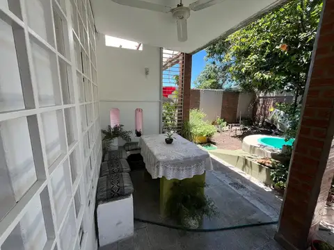 Casa en Alquiler en Aget, USD 1.000