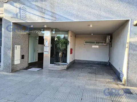 Venta 1 ambiente al frente. 30 m2. Apto Profesional. Subte B - Villa Urquiza