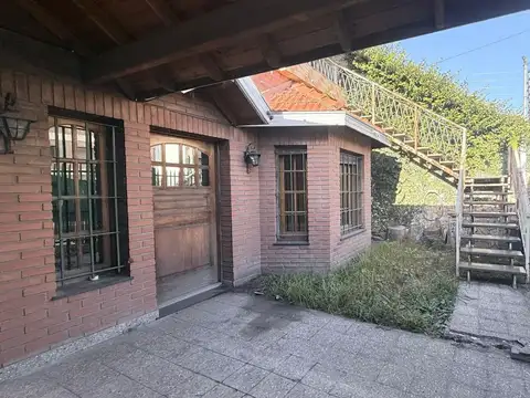 Depto Tipo Casa en Venta de 4 dormitorios